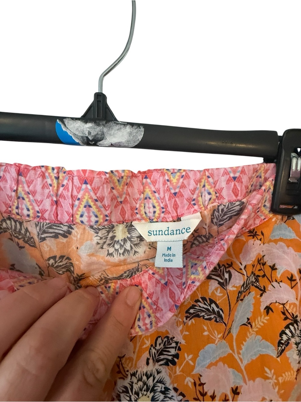 Sundance Women's Floral Print Orange Pull-On capris M inseam 22"